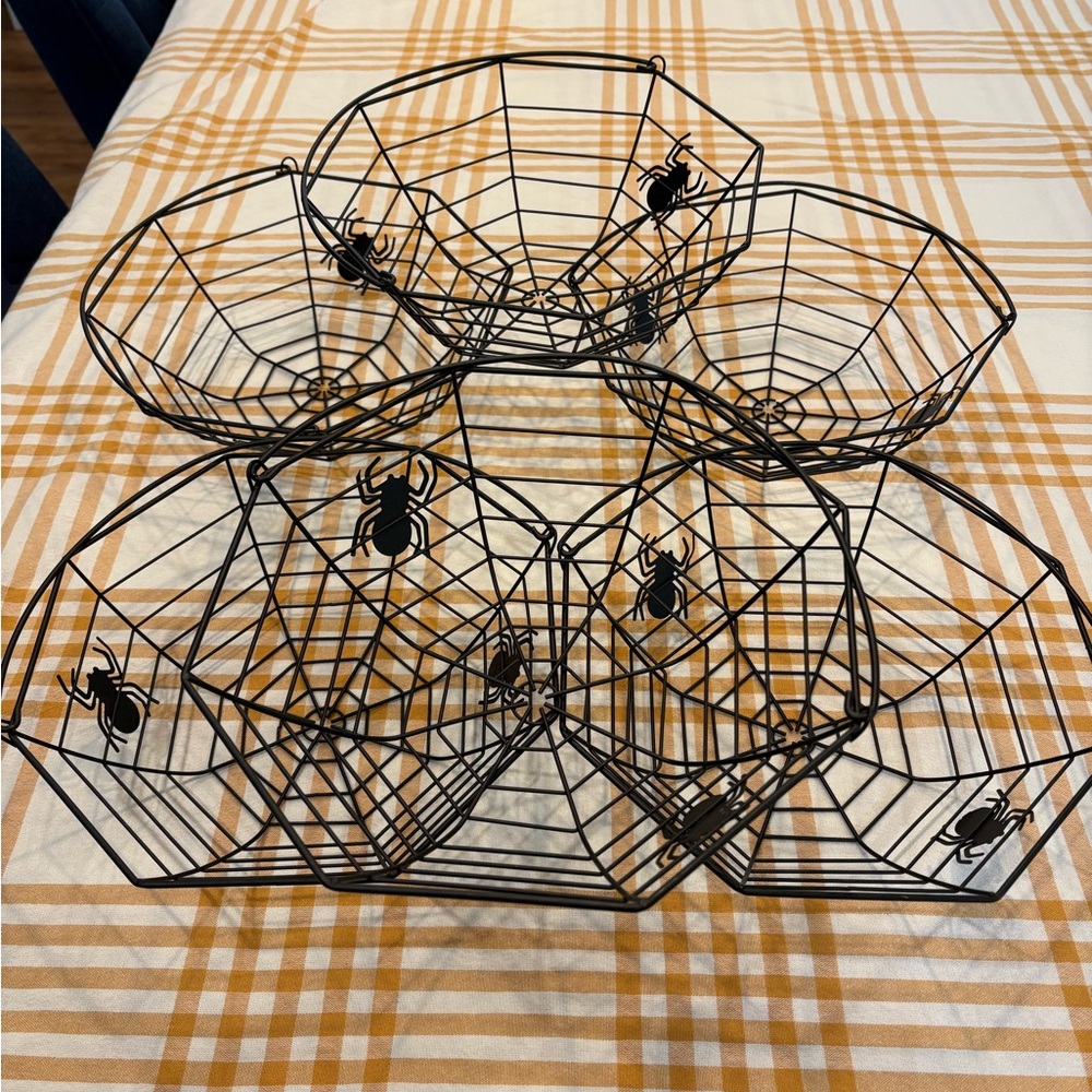 6 Black Spider Web Metal Wire Basket